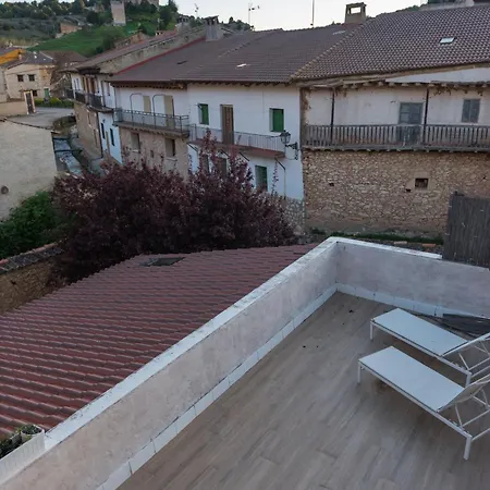 Demajia. Casa Entera: En Casa de Férias *