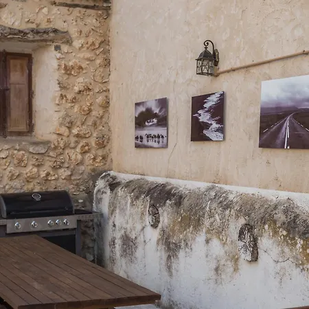 Demajia. Casa Entera: En